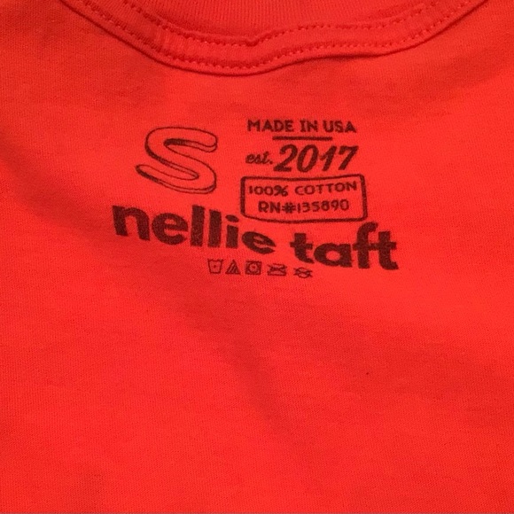 Nellie Taft Brand 100% Cotton T-shirt “Lady on a Mission” Size S Red Made in USA - Picture 4 of 7